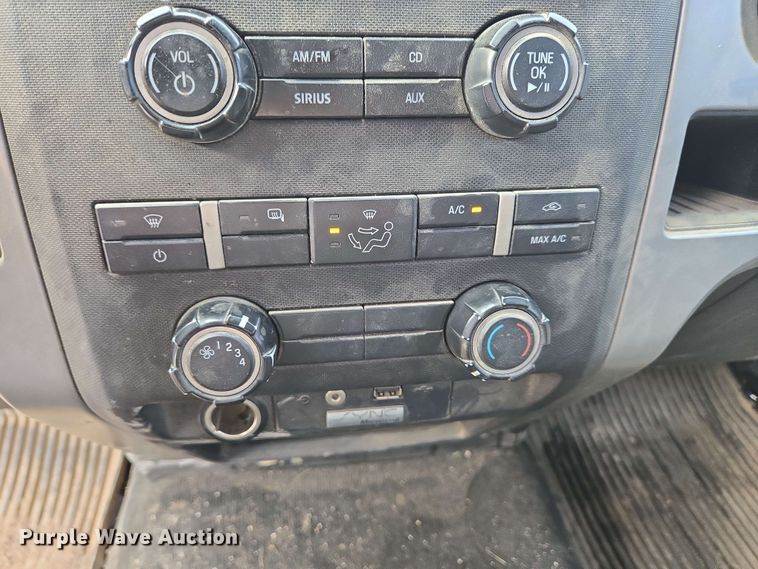 image for item EC4238 2012 Ford F150 XLT SuperCab pickup truck