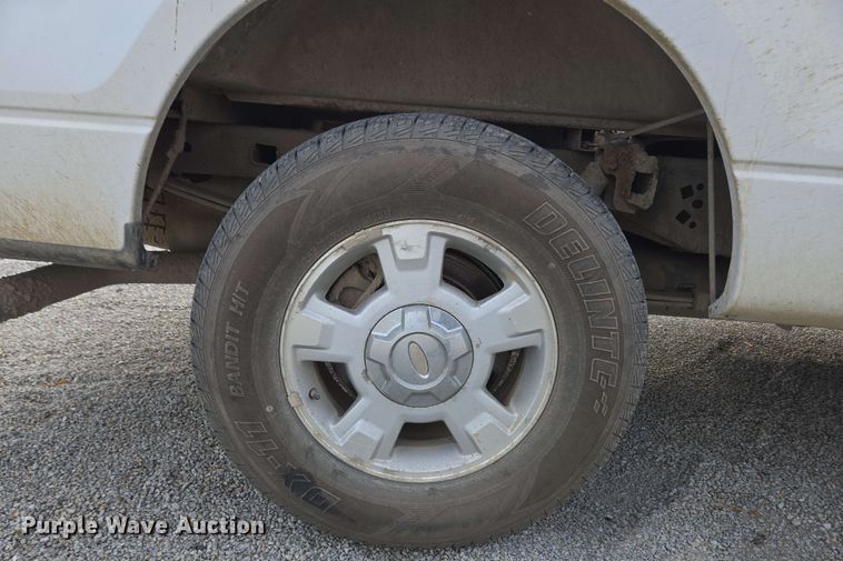 image for item EC4238 2012 Ford F150 XLT SuperCab pickup truck