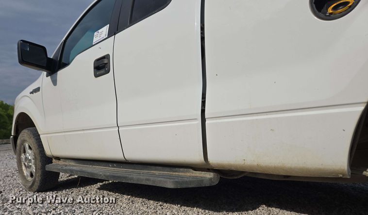 image for item EC4239 2012 Ford F150 XLT SuperCab pickup truck