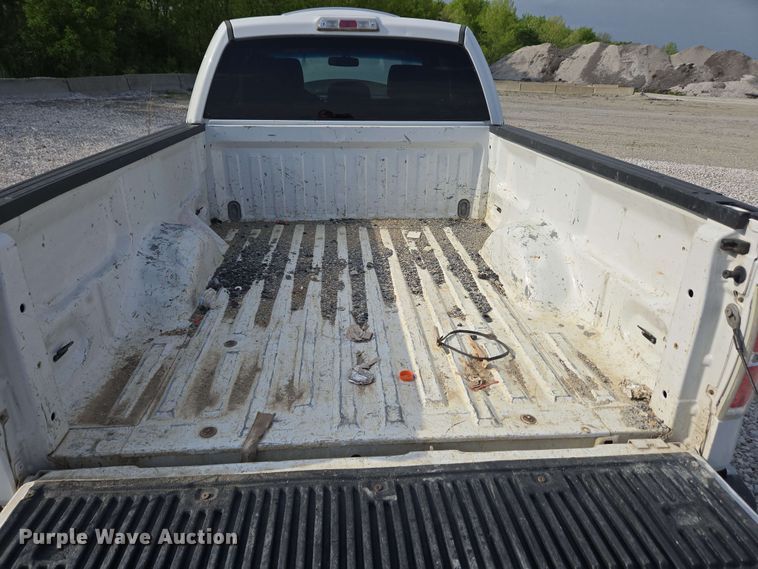 image for item EC4239 2012 Ford F150 XLT SuperCab pickup truck