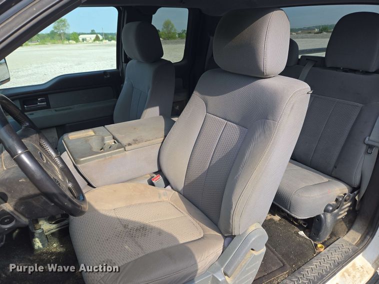 image for item EC4239 2012 Ford F150 XLT SuperCab pickup truck