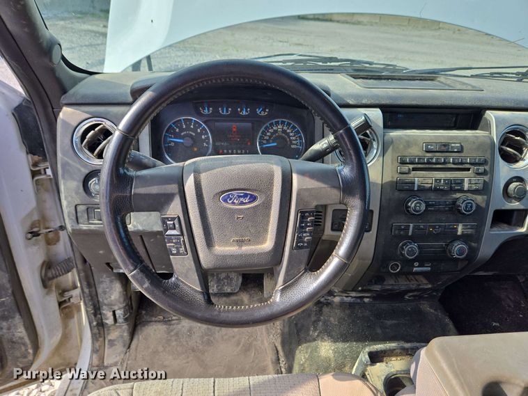 image for item EC4239 2012 Ford F150 XLT SuperCab pickup truck