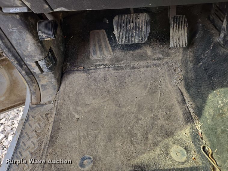 image for item EC4239 2012 Ford F150 XLT SuperCab pickup truck