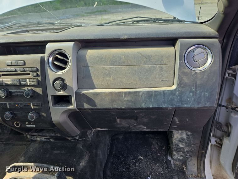 image for item EC4239 2012 Ford F150 XLT SuperCab pickup truck