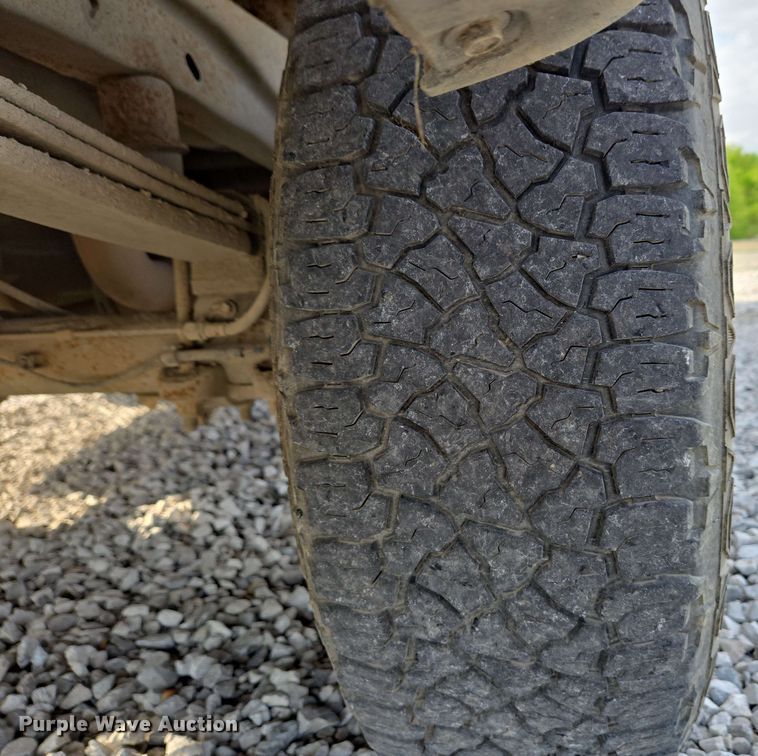 image for item EC4239 2012 Ford F150 XLT SuperCab pickup truck