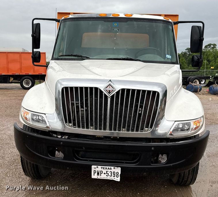 image for item ED5607 2003 International 4300 utility / service truck