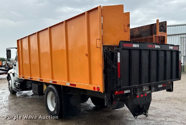 image for item ED5607 2003 International 4300 utility / service truck