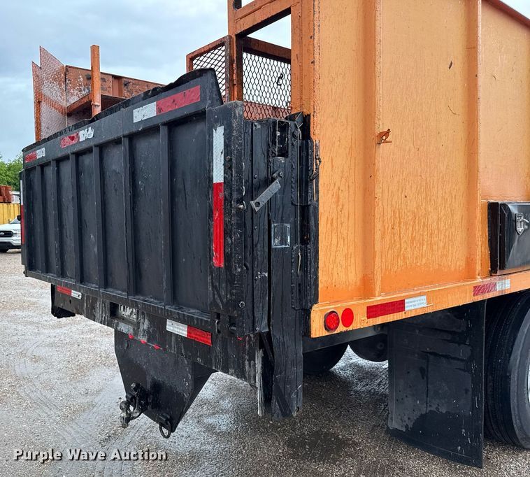 image for item ED5607 2003 International 4300 utility / service truck