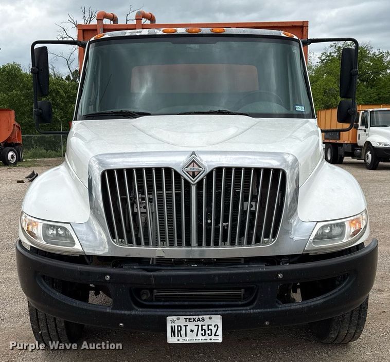 image for item ED5608 2003 International 4300 utility / service truck