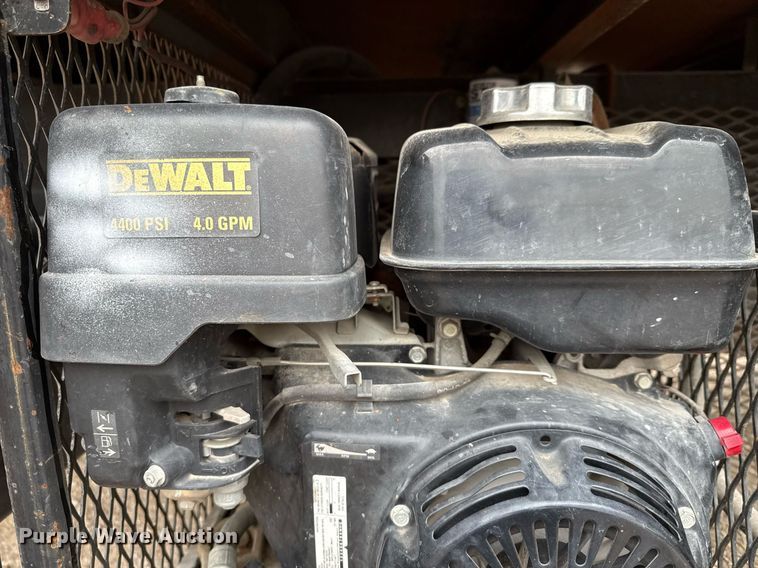 image for item ED5608 2003 International 4300 utility / service truck