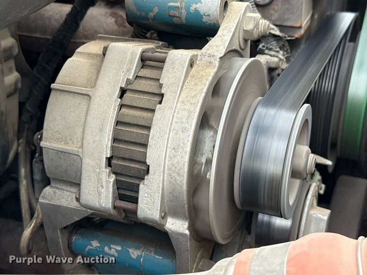 image for item ED5608 2003 International 4300 utility / service truck