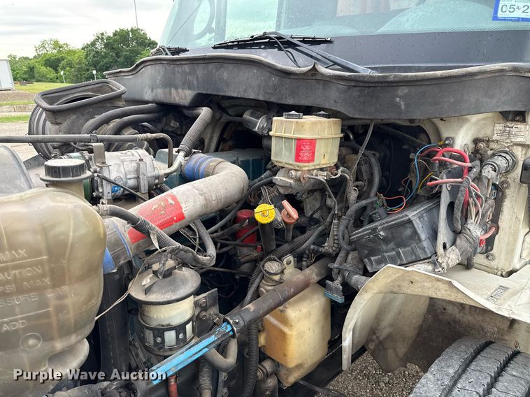 image for item ED5608 2003 International 4300 utility / service truck