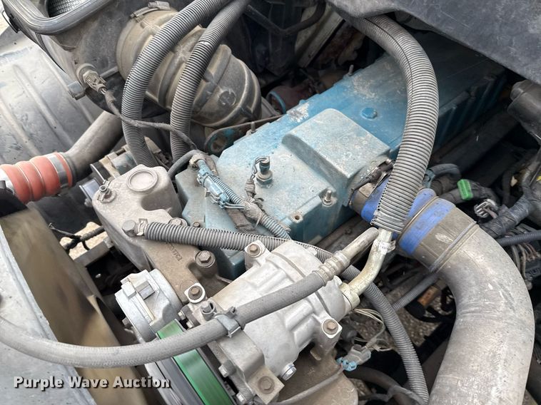 image for item ED5608 2003 International 4300 utility / service truck