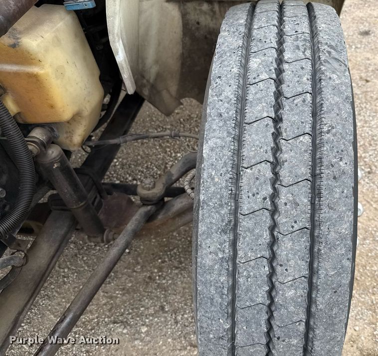 image for item ED5608 2003 International 4300 utility / service truck