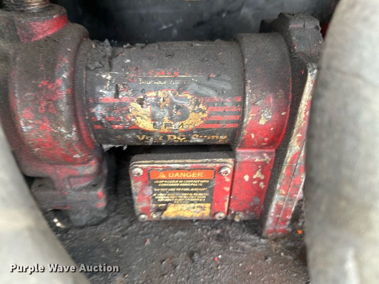 image for item ED5609 2002 International 4300 utility / service truck