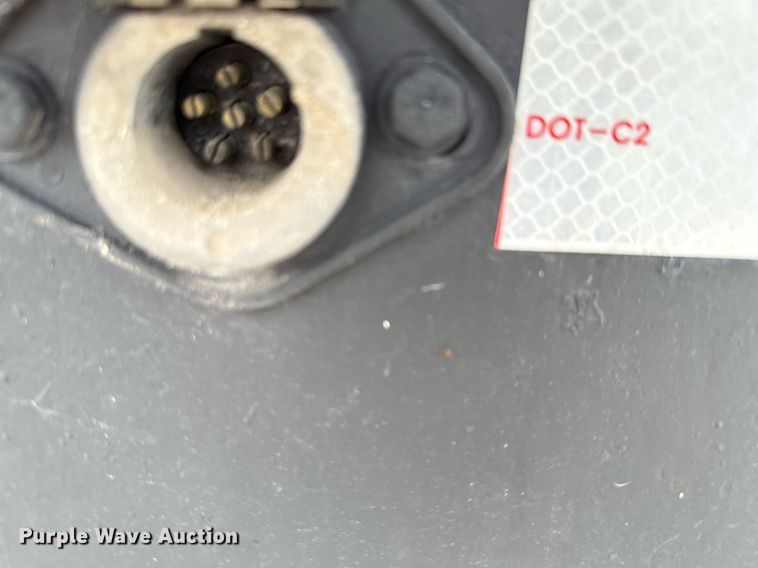 image for item ED5609 2002 International 4300 utility / service truck