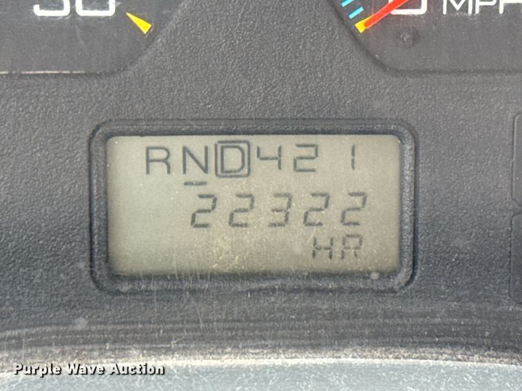 image for item ED5609 2002 International 4300 utility / service truck