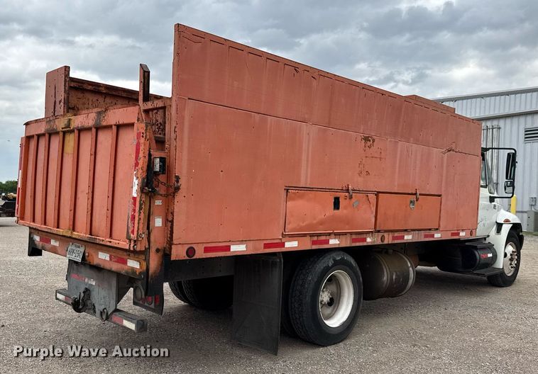 image for item ED5612 2002 International 4300 utility / service truck