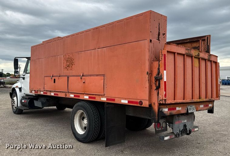 image for item ED5612 2002 International 4300 utility / service truck