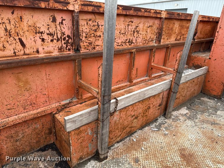 image for item ED5612 2002 International 4300 utility / service truck