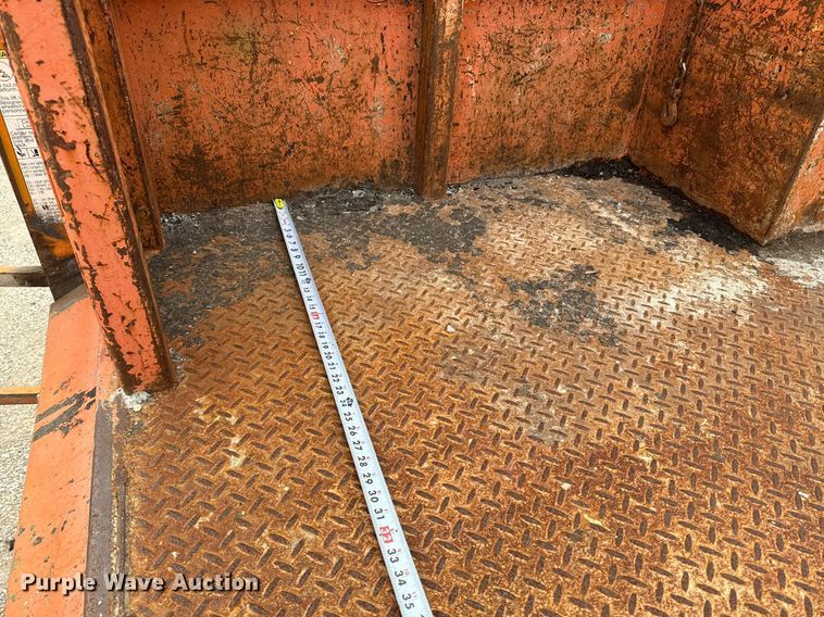 image for item ED5612 2002 International 4300 utility / service truck