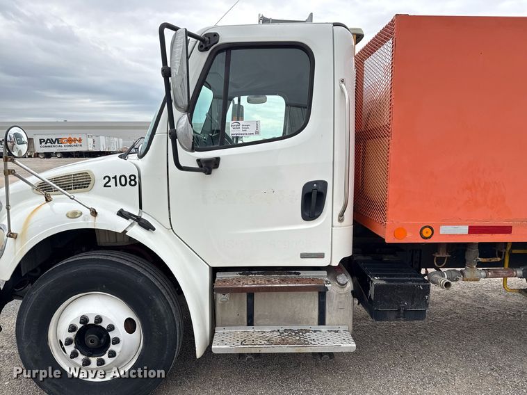 image for item ED5614 2009 Freightliner M2  utility / service truck