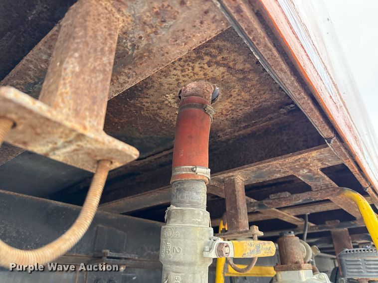 image for item ED5614 2009 Freightliner M2  utility / service truck