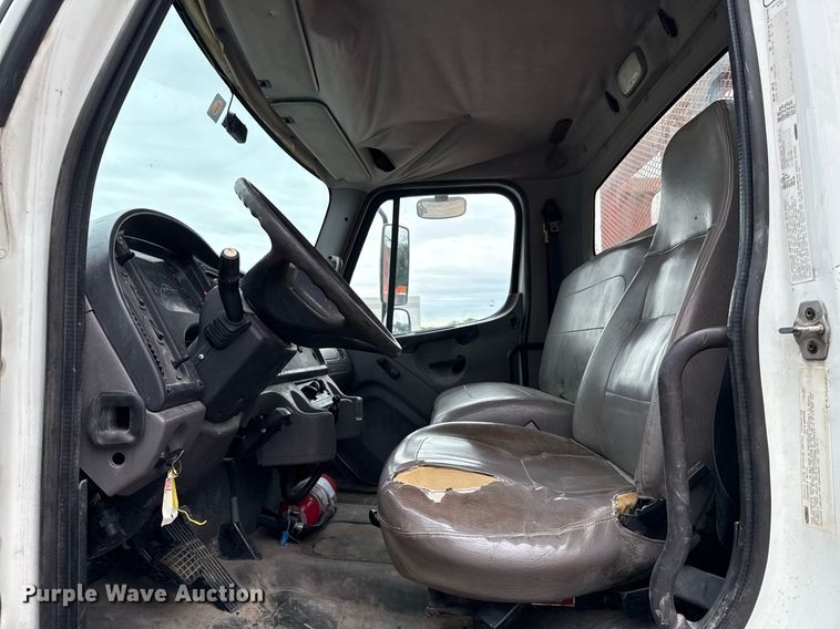 image for item ED5614 2009 Freightliner M2  utility / service truck