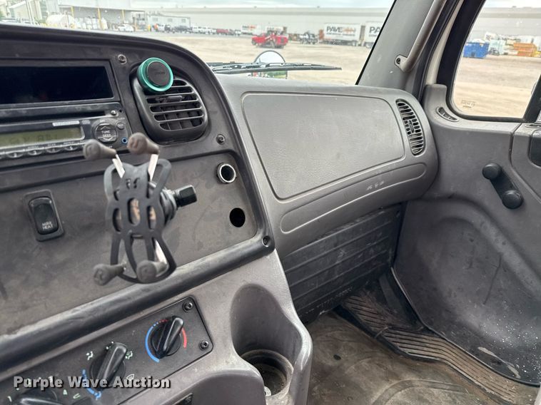 image for item ED5614 2009 Freightliner M2  utility / service truck