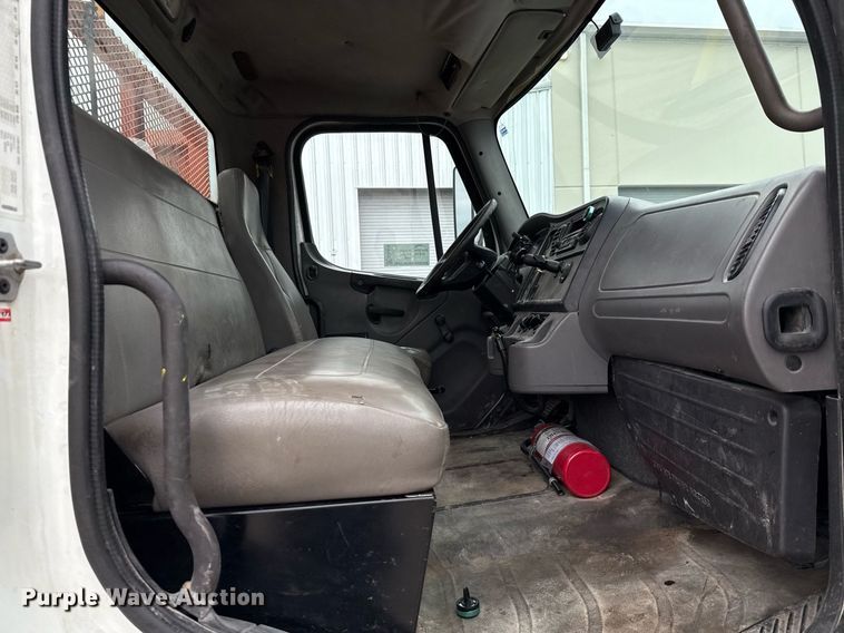 image for item ED5614 2009 Freightliner M2  utility / service truck