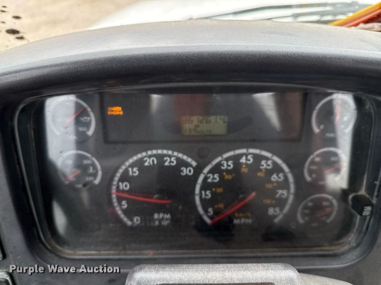 image for item ED5615 2008 Freightliner M2 truck cab and chassis