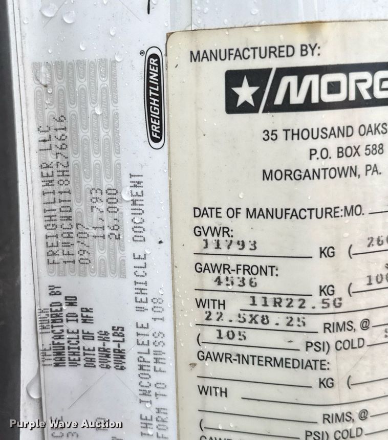 image for item ED5615 2008 Freightliner M2 truck cab and chassis