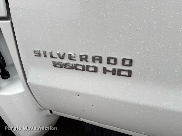 image for item ED5620 2019 Chevrolet Silverado 5500HD Crew Cab utility / service truck