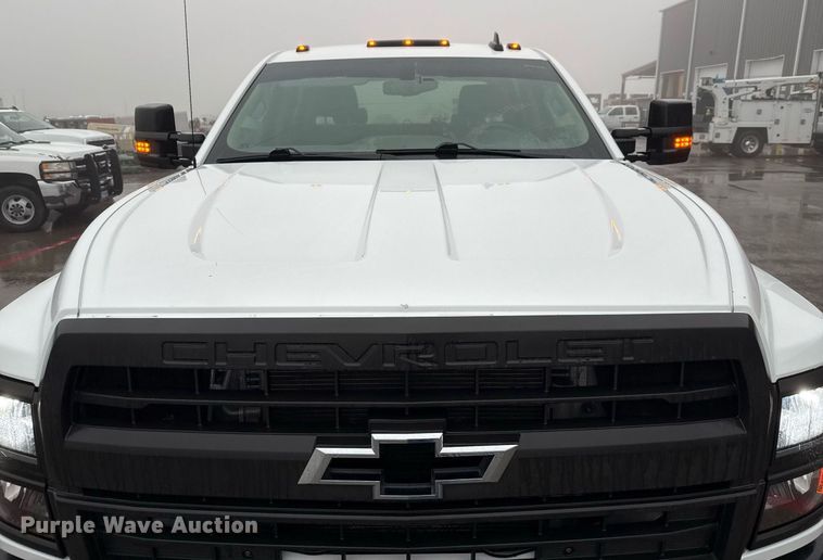image for item ED5620 2019 Chevrolet Silverado 5500HD Crew Cab utility / service truck