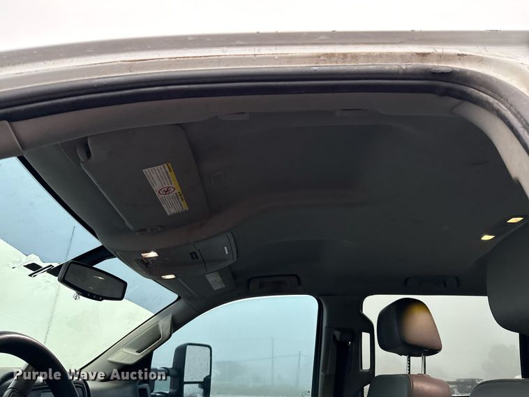 image for item ED5620 2019 Chevrolet Silverado 5500HD Crew Cab utility / service truck