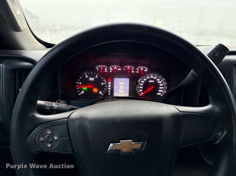 image for item ED5620 2019 Chevrolet Silverado 5500HD Crew Cab utility / service truck