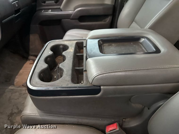 image for item ED5620 2019 Chevrolet Silverado 5500HD Crew Cab utility / service truck