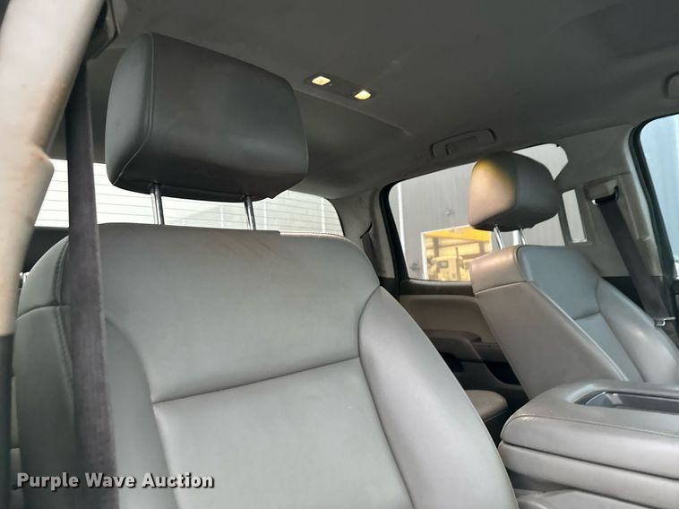 image for item ED5620 2019 Chevrolet Silverado 5500HD Crew Cab utility / service truck