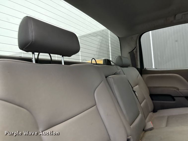 image for item ED5620 2019 Chevrolet Silverado 5500HD Crew Cab utility / service truck