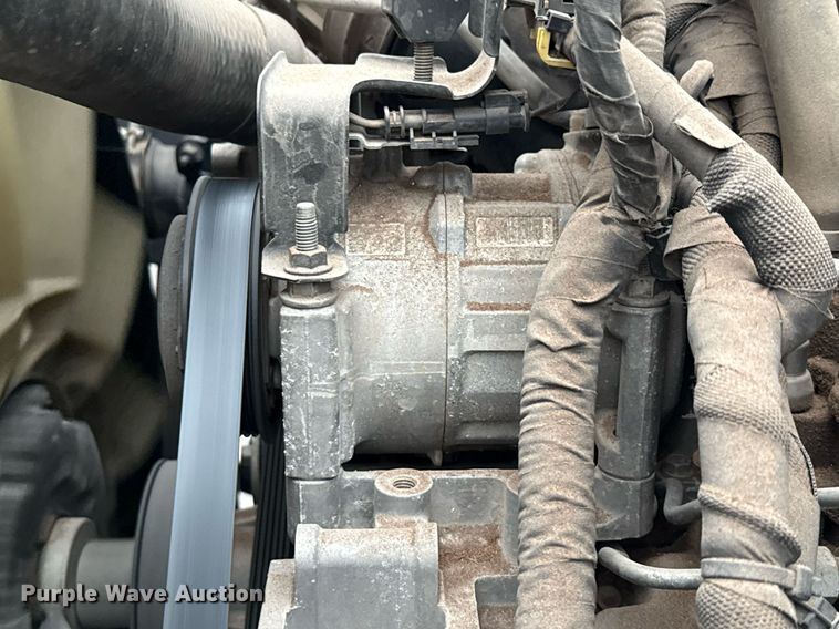 image for item ED5620 2019 Chevrolet Silverado 5500HD Crew Cab utility / service truck