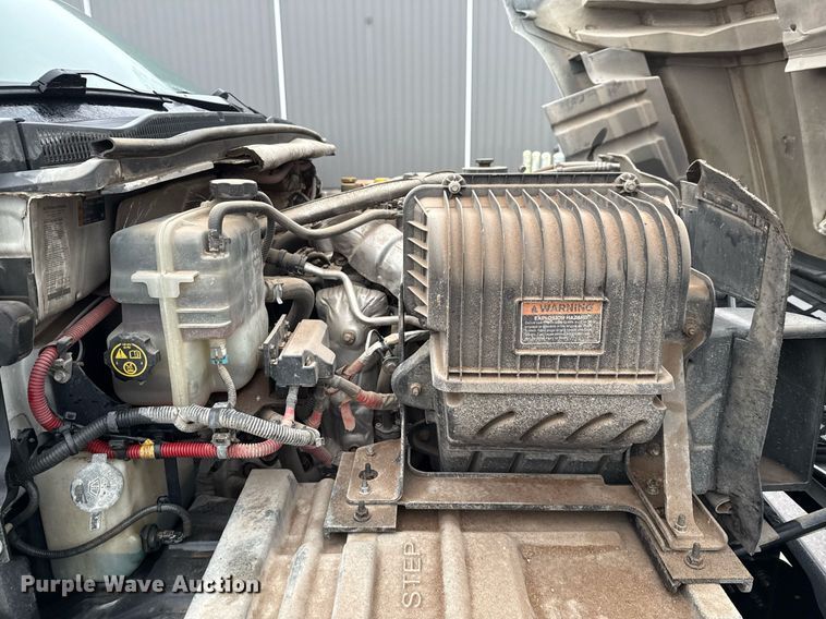 image for item ED5620 2019 Chevrolet Silverado 5500HD Crew Cab utility / service truck