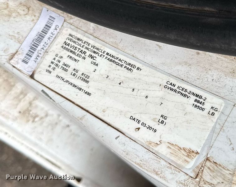 image for item ED5620 2019 Chevrolet Silverado 5500HD Crew Cab utility / service truck