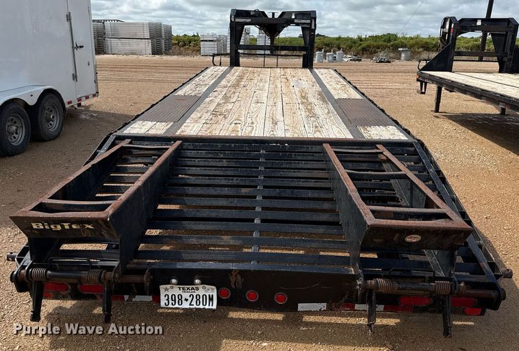 image for item ED5621 2017 Big Tex 14GN-20BK+5 equipment trailer