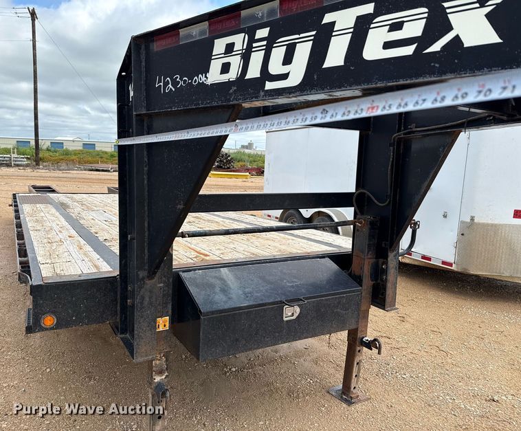 image for item ED5621 2017 Big Tex 14GN-20BK+5 equipment trailer