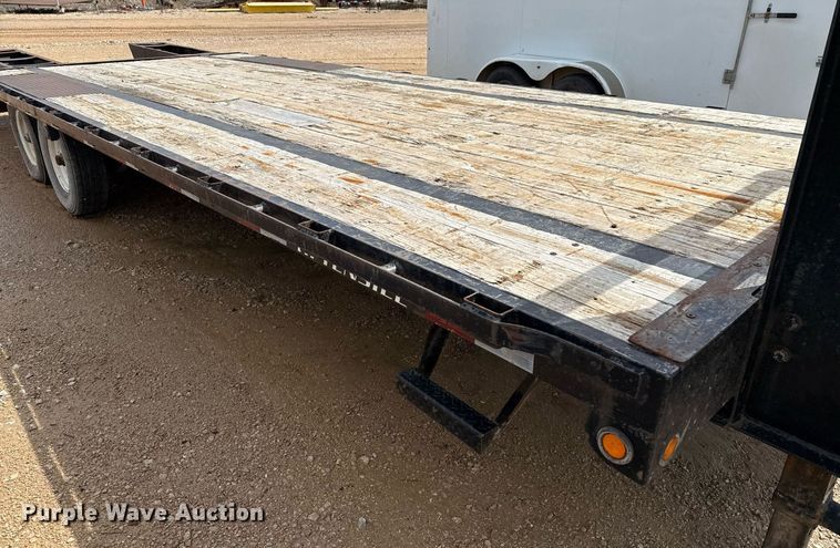 image for item ED5621 2017 Big Tex 14GN-20BK+5 equipment trailer