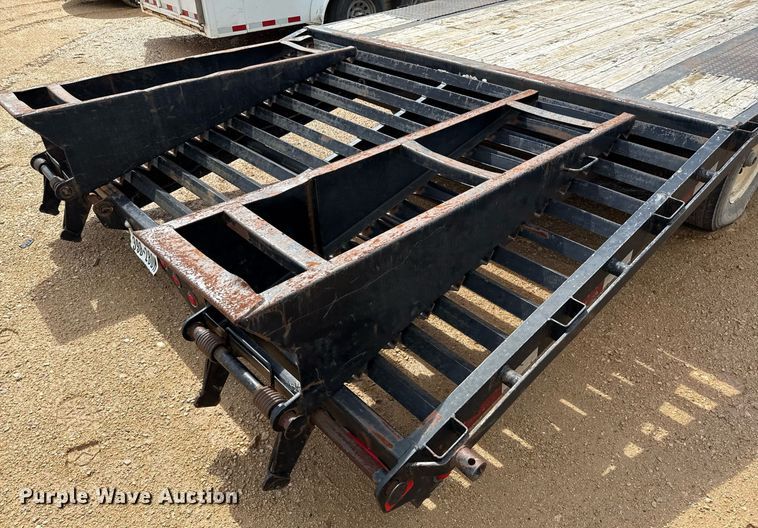 image for item ED5621 2017 Big Tex 14GN-20BK+5 equipment trailer