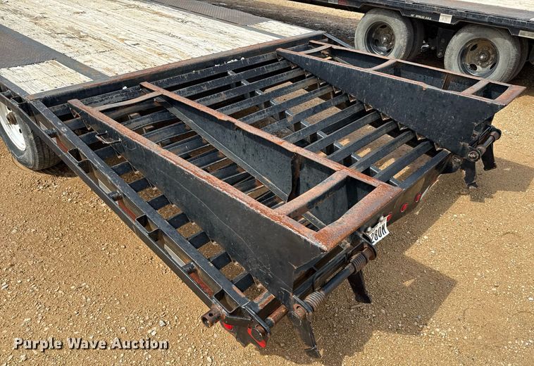 image for item ED5621 2017 Big Tex 14GN-20BK+5 equipment trailer