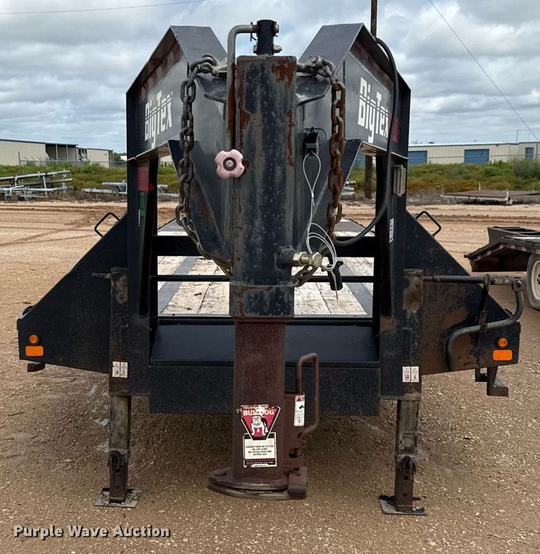 image for item ED5622 2017 Big Tex 22GN-28BK+5MR equipment trailer
