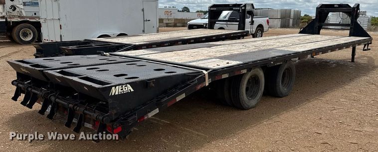image for item ED5622 2017 Big Tex 22GN-28BK+5MR equipment trailer