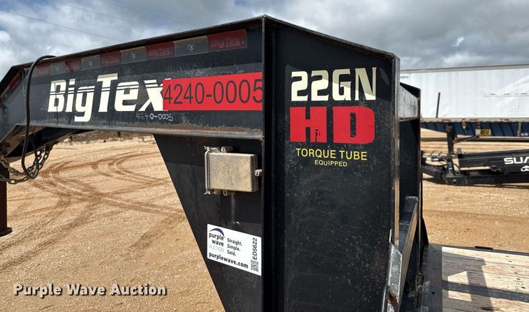 image for item ED5622 2017 Big Tex 22GN-28BK+5MR equipment trailer